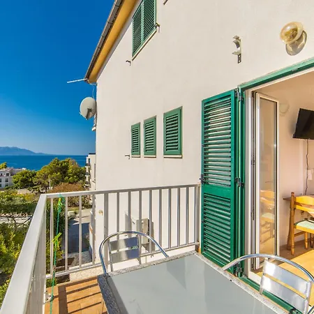 Apartmani More * Gradac (Split-Dalmatia)