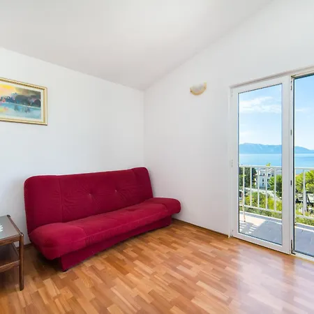 Apartmani More *