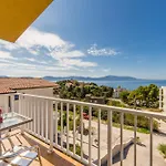 Apartmani More *