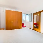 Apartmani More *