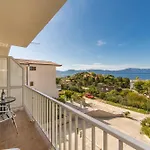 Apartmani More * غراداك