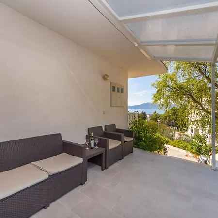 Apartmani More Апартаменти