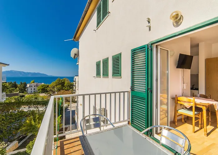 Apartmani More * Gradac (Split-Dalmatia)