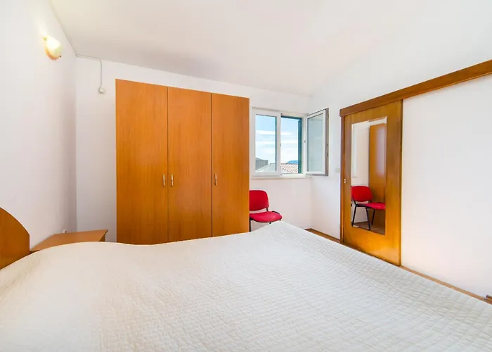 Apartmani More *