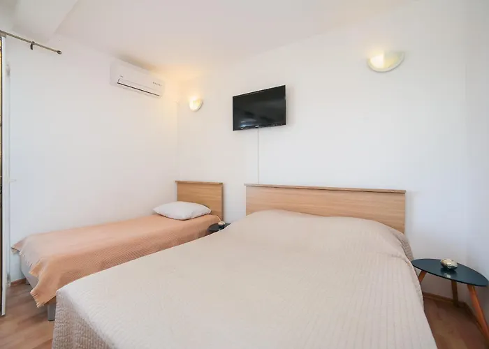 Apartmani More * Gradac (Split-Dalmatia)