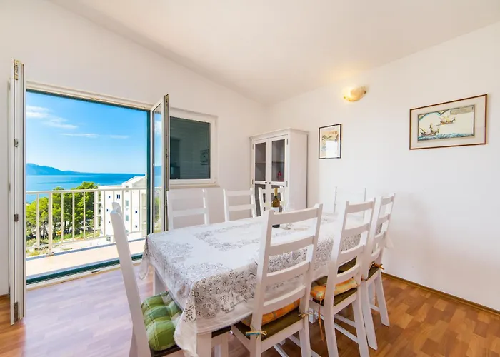 Apartmani More *