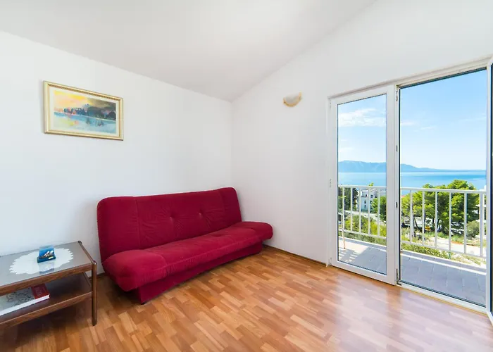 Apartmani More *