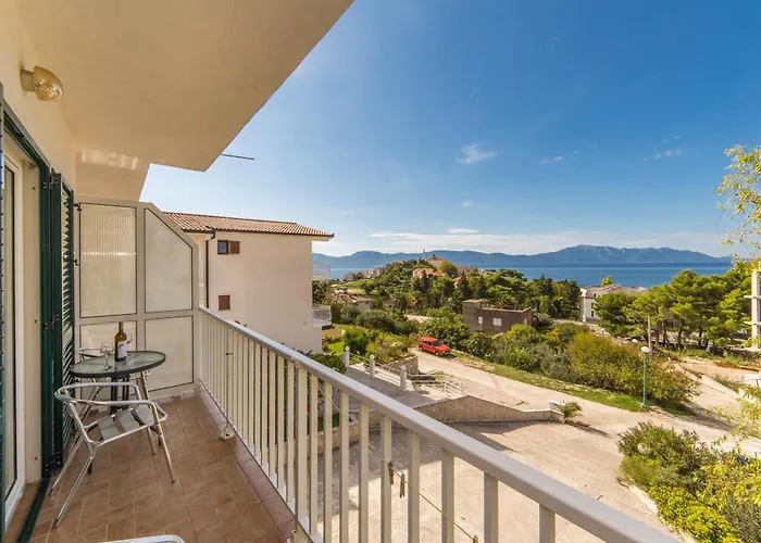 Apartmani More * Gradac (Split-Dalmatia)